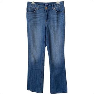 Bandolino | Size 6 | Women's Mandie Barely Bootcut Relaxed Fit Blue Denim Jeans